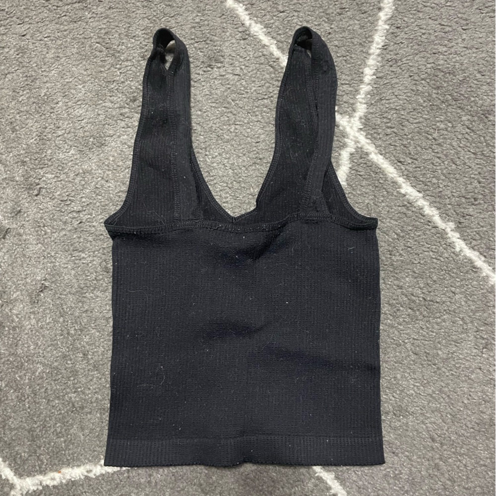 Black Ribbed Tank Top - Picture 2 of 2